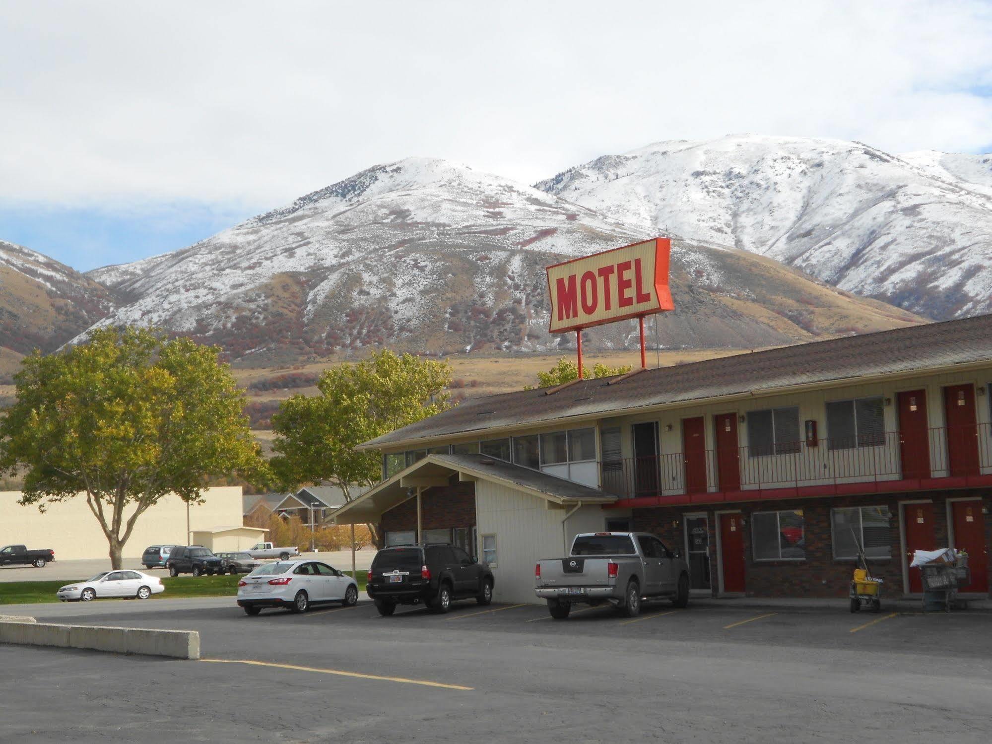 Galaxie Motel บริกแกมซิตี้ ภายนอก รูปภาพ