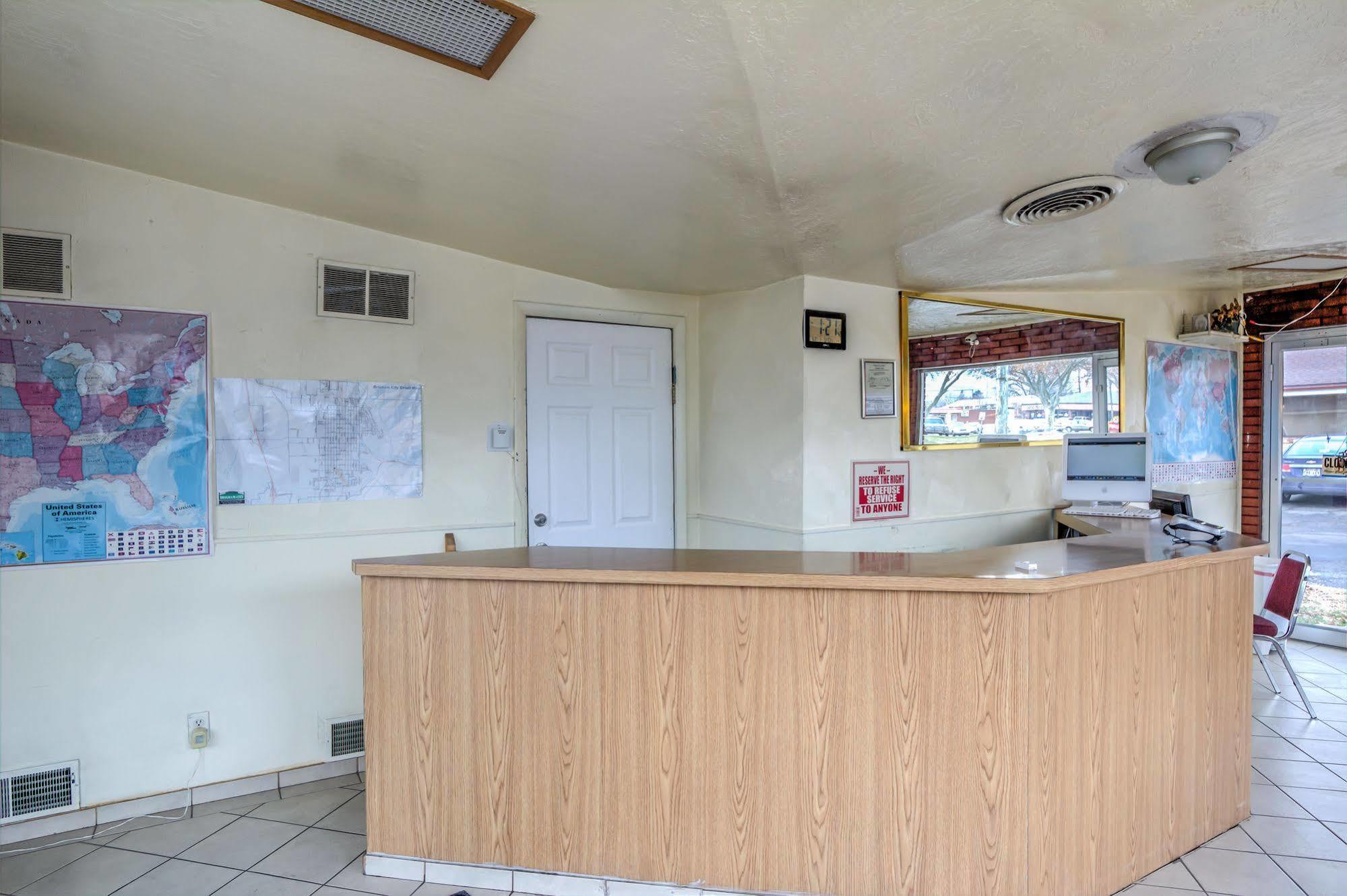 Galaxie Motel บริกแกมซิตี้ ภายนอก รูปภาพ